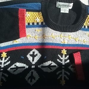 Outlander hip length sweater size L with embroidery. Oversized comfy!